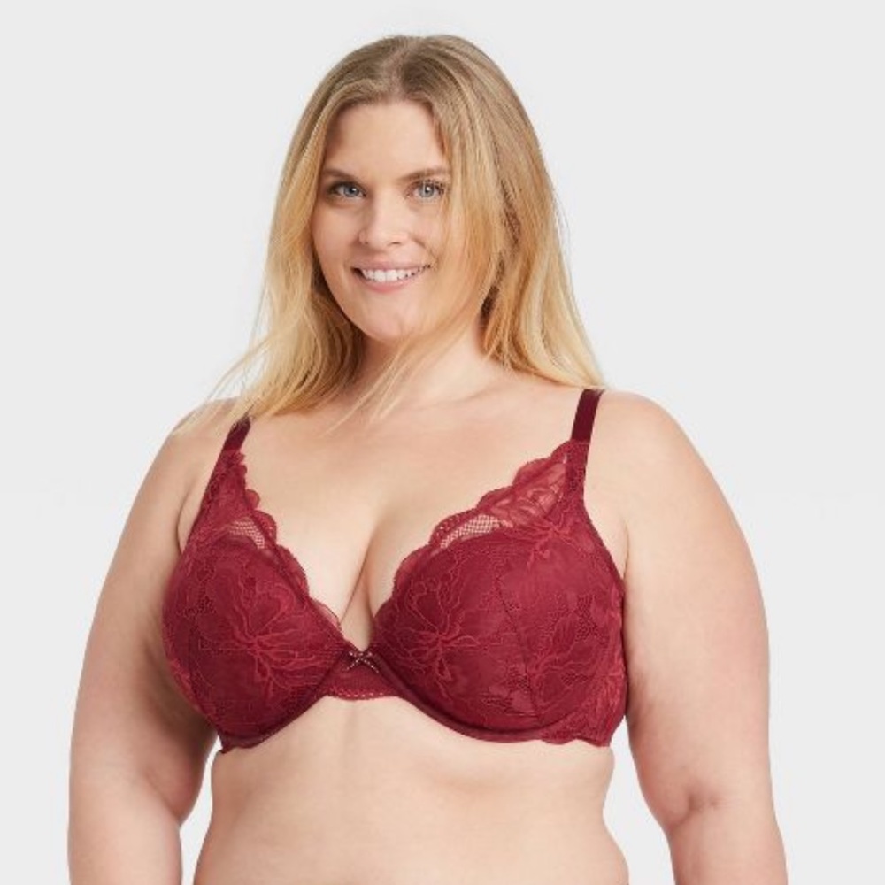 Women's Plus Size Sublime Lace Plunge Push-Up Bra - Auden 1